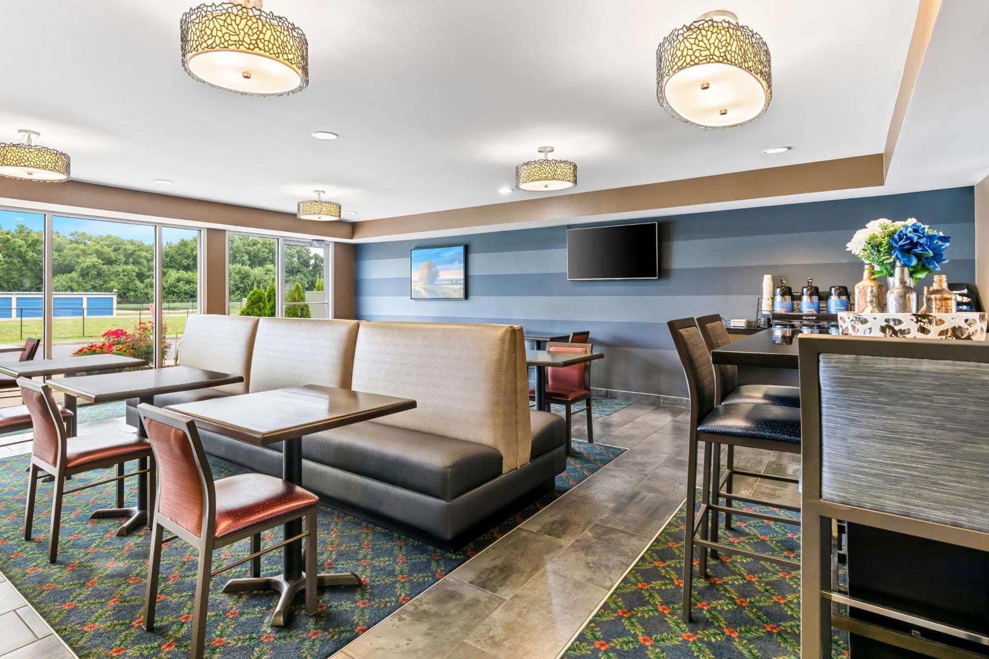 Best Western Legacy Inn & Suites Beloit/South Beloit Ngoại thất bức ảnh